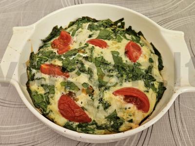 Omletas su sūriu ir špinatais pagrindine nuotrauka