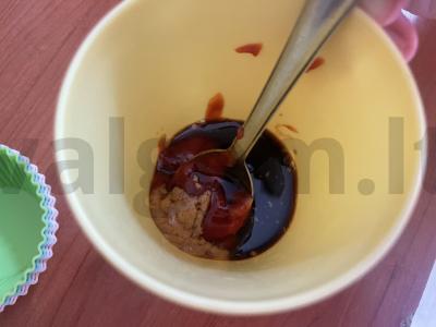 Sūrio burgeris su vištienos filė ir Pekino kopūstu Žingsnis 1