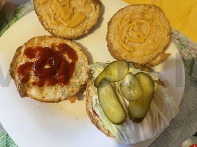 Sūrio burgeris su vištienos filė ir Pekino kopūstu Žingsnis 5