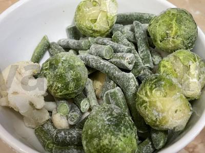 Vištiena su Briuselio kopūstais ir bulvėmis orkaitėje Žingsnis 4