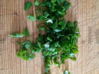 Bulvių košė su žaliu svogūnu ir sviestu Žingsnis 4