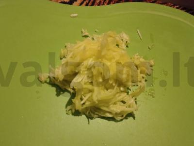 Menkių kepenėlių užtepas su cukinija Žingsnis 1