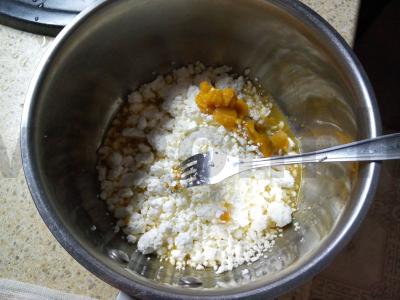 Varškėčiai su moliūgų tyrė ir kondensuotu pienu Žingsnis 2