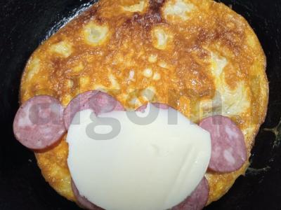 Sumuštinis su kiaušiniu, Krakovo dešra ir mocarela Žingsnis 6