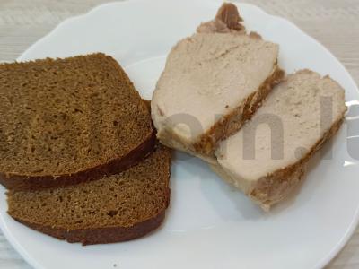 Kepta kiauliena su česnaku pagrindine nuotrauka