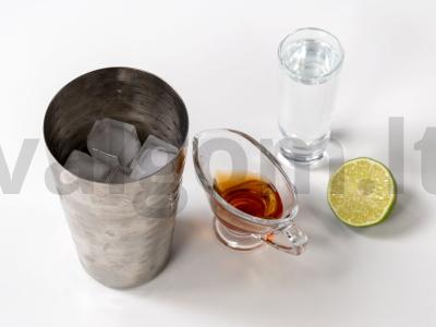 Klasikinė „Margarita“ su apelsinų likieru Žingsnis 2