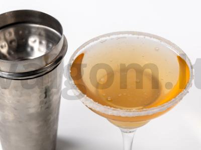 Klasikinė „Margarita“ su apelsinų likieru Žingsnis 3