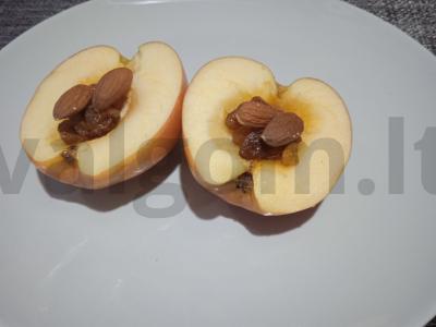 Obuoliai, kepti su razinomis ir migdolais Žingsnis 4