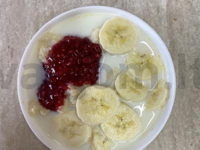 Kviečių košė su bananais, avietėmis ir graikiniais riešutais Žingsnis 5