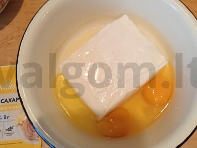 Greiti varškės blynai Žingsnis 1