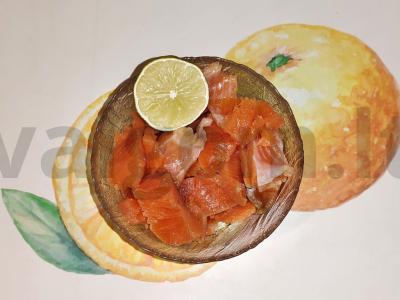 Švelniausias silpnai sūdyto lašišos filė su laimo sultimis ant bageto gabaliukų su sviestu Žingsnis 5