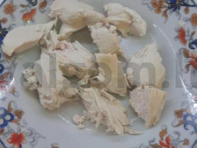 Salotas su vištienos krūtinėle ir sezamu Žingsnis 5