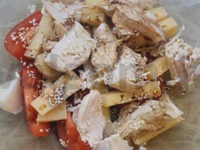 Salotas su vištienos krūtinėle ir sezamu Žingsnis 9