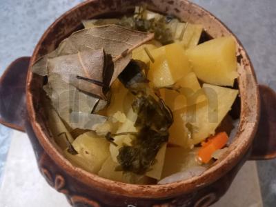 Bulvės su kalakutiena puode pagrindine nuotrauka