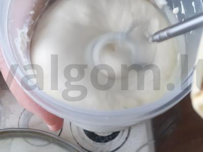 Morkų tortas su graikiniais riešutais ir varškės sūriu Žingsnis 7