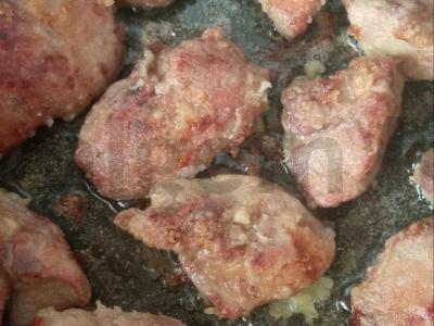 Kepta vištienos kepenėlė su svogūnais ir grikiais Žingsnis 3