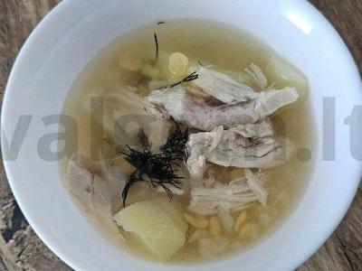 Vištienos sultinys su avinžirniais pagrindine nuotrauka