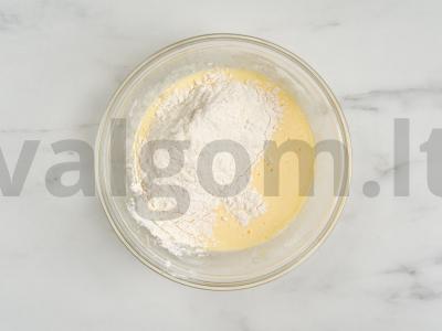 Universalus be mielių tešla pyragams Žingsnis 2