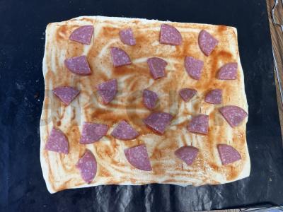 Sluoksniuotos tešlos pica- asorti Žingsnis 4