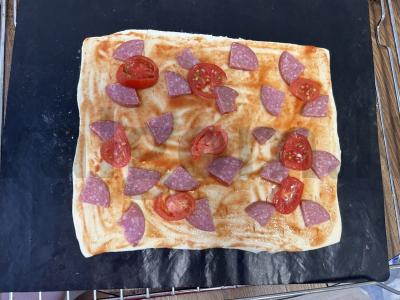 Sluoksniuotos tešlos pica- asorti Žingsnis 5