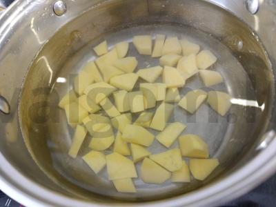 Pomidorų sriuba su grikių kruopomis ir šonkauliais Žingsnis 1