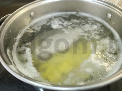 Pomidorų sriuba su grikių kruopomis ir šonkauliais Žingsnis 2