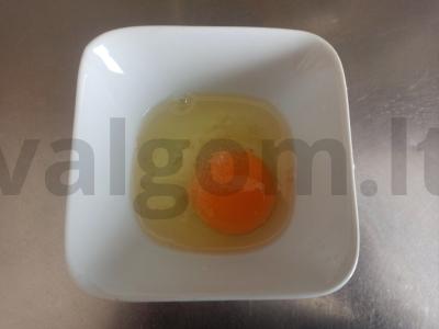 Borsčas su sviestu ir kiaušiniu Žingsnis 1