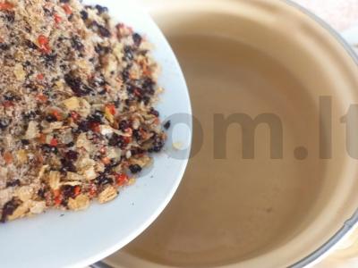 Borsčas su sviestu ir kiaušiniu Žingsnis 3