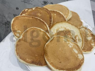 Purūs blynai ant rūgpienio „Rusų blynai“ pagrindine nuotrauka