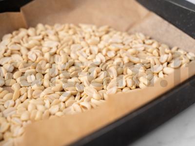 Namų žemės riešutų pasta Žingsnis 1