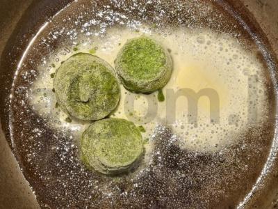 Lašiša špinatų padaže Žingsnis 2