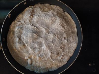 Galetai su sūrio dešra, kiaušiniu ir sūriu Žingsnis 3