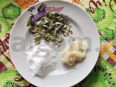 Sūdyta lašiniai su česnaku Žingsnis 2