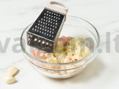 Vištienos kotletai garų puode Žingsnis 5