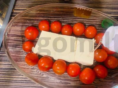 Makaronai su feta sūriu ir vyšniniais pomidorais Žingsnis 2