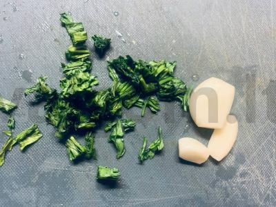 Makaronai su feta sūriu ir vyšniniais pomidorais Žingsnis 5