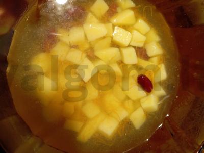 Pupelių sriuba pagrindine nuotrauka