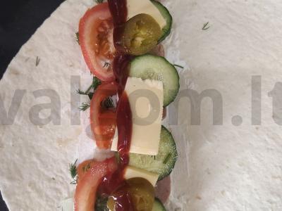 Tortilija su dešrelėmis ir jalapeño Žingsnis 4