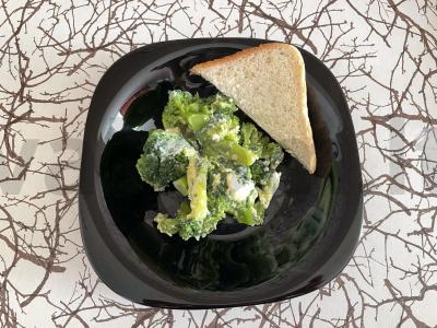 Brokoliai su kiaušiniais Žingsnis 5