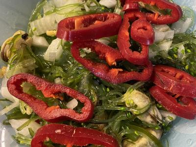 Salotos su midijomis ir jūros dumbliais Žingsnis 4