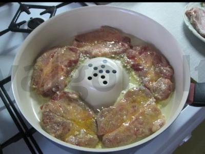 Kiaulienos kotletai Žingsnis 4