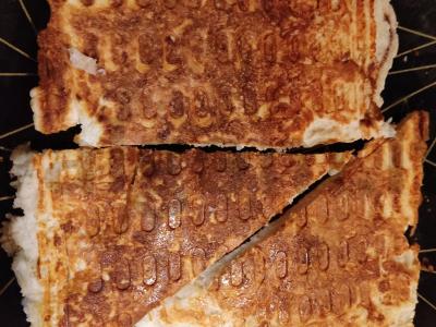 Varškės vafliai su manų kruopomis pagrindine nuotrauka