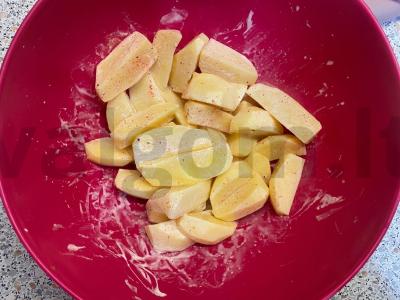 Vištiena su bulvėmis, kepta orkaitėje Žingsnis 3