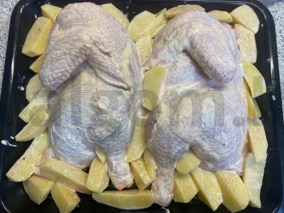 Vištiena su bulvėmis, kepta orkaitėje Žingsnis 4