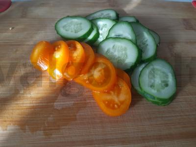 Sumuštiniai su šprotų, lydyto sūrio ir česnako Žingsnis 3