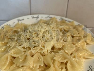 Pasta su tom jam padažu pagrindine nuotrauka