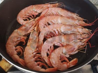 Vėžiagyviai su juodaisiais pipirais ir citrina Žingsnis 2