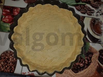 Pyragas su svogūnais ir sūriu Žingsnis 1