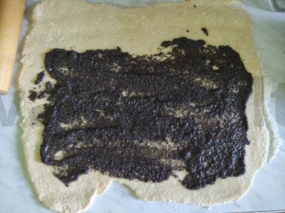 Varškės pynė su aguonomis Žingsnis 5