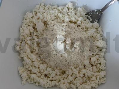 Varškėčiai iš kvietinių miltų su cukrumi Žingsnis 2